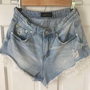 Jean shorts with lace detail